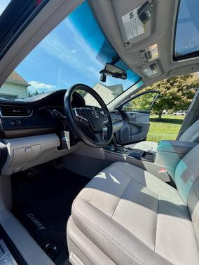 Blue 2016 Toyota Camry XLE