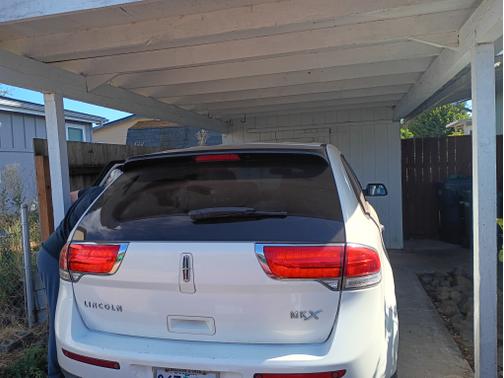 White 2013 Lincoln MKX Base