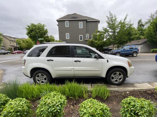 Photo 3 of 10 of 2005 Chevrolet Equinox LS