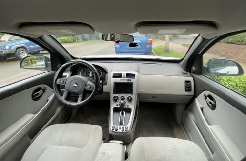 Photo 5 of 10 of 2005 Chevrolet Equinox LS
