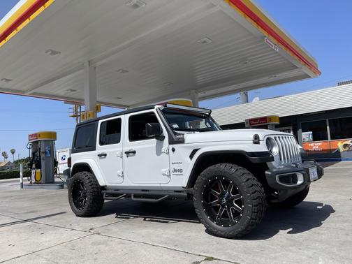 2018 Jeep Wrangler Unlimited Sahara