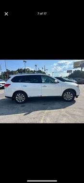 2013 Nissan Pathfinder SL