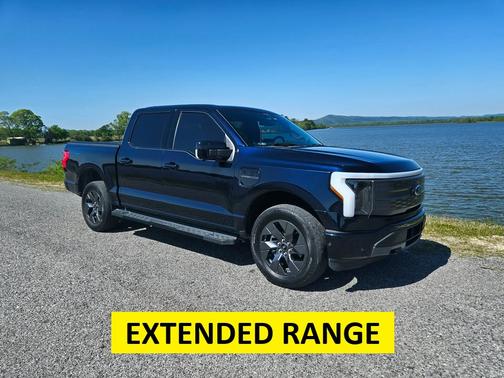 2023 Ford F-150 Lightning LARIAT