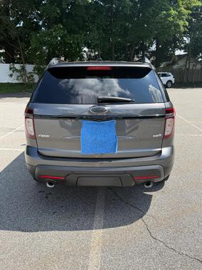 Gray 2015 Ford Explorer Sport