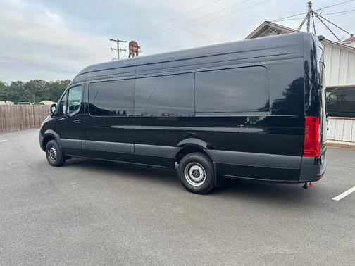 2025 Mercedes-Benz Sprinter 3500 High Roof