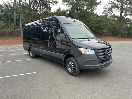 2025 Mercedes-Benz Sprinter 3500 High Roof