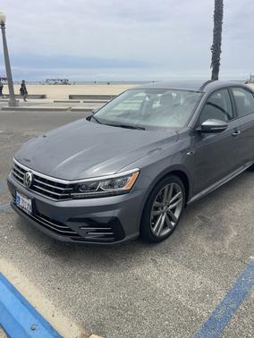 Gray 2018 Volkswagen Passat 2.0T R-Line
