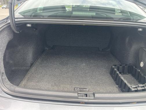 Gray 2018 Volkswagen Passat 2.0T R-Line