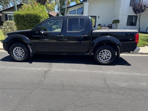 2014 Nissan Frontier SV