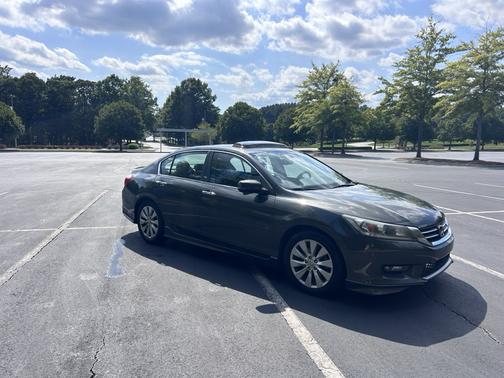 Green 2014 Honda Accord EX-L