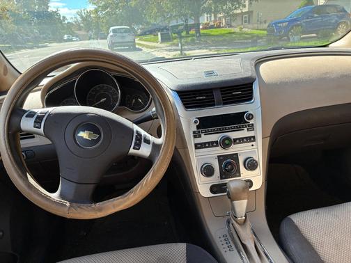 Beige 2012 Chevrolet Malibu LS