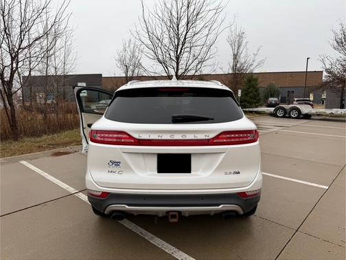 2015 Lincoln MKC Base