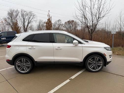 2015 Lincoln MKC Base