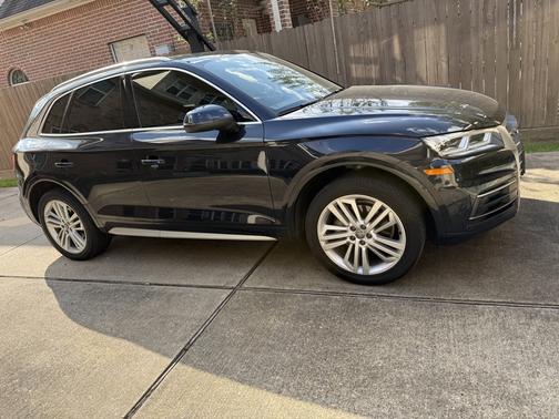 2018 Audi Q5 2.0T Premium Plus