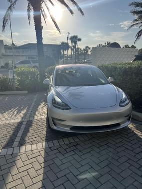 Silver 2018 Tesla Model 3 Long Range