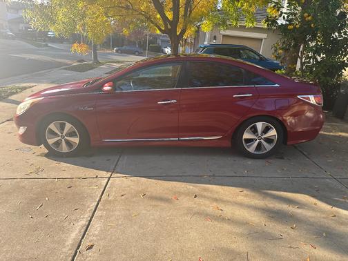 2012 Hyundai SONATA Hybrid Base