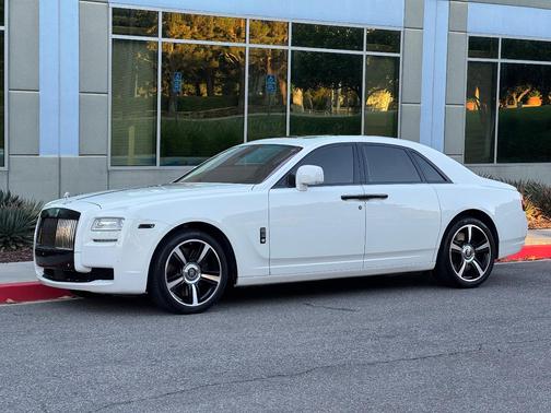 White 2010 Rolls-Royce Ghost Base