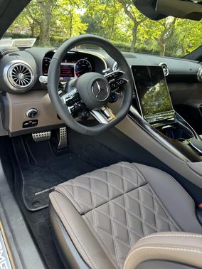 2025 Mercedes-Benz AMG SL 43 Base