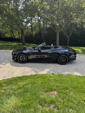 2025 Mercedes-Benz AMG SL 43 Base