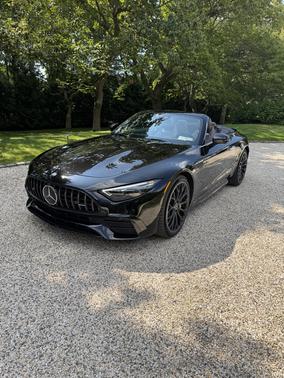 2025 Mercedes-Benz AMG SL 43 Base