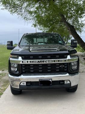 Photo 1 of 6 of 2020 Chevrolet Silverado 2500 LT