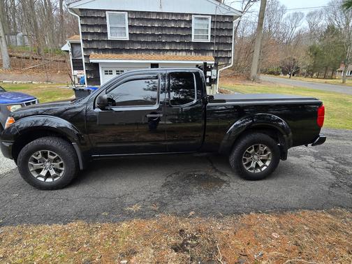 Black 2012 Nissan Frontier SV