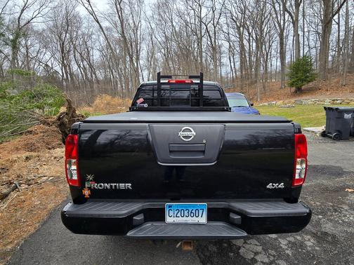 Black 2012 Nissan Frontier SV