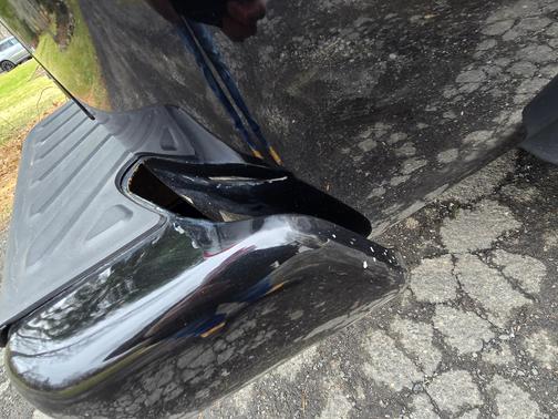 Black 2012 Nissan Frontier SV