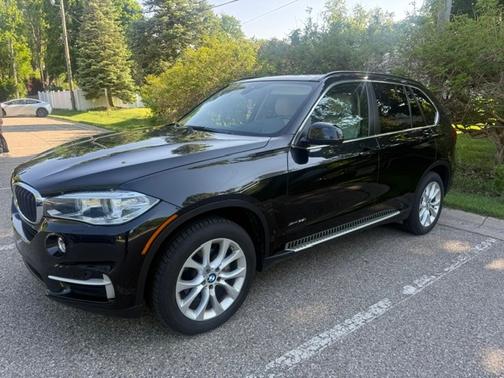 Black 2016 BMW X5 xDrive35i