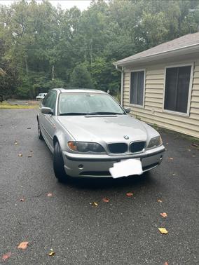 Silver 2003 BMW 325 xi