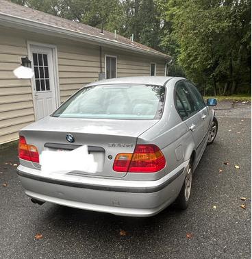 Silver 2003 BMW 325 xi