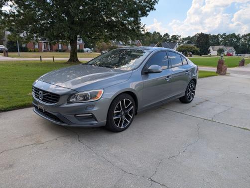 2017 Volvo S60 T5 Dynamic