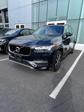 2019 Volvo XC90 T6 Momentum