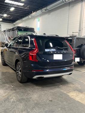 2019 Volvo XC90 T6 Momentum