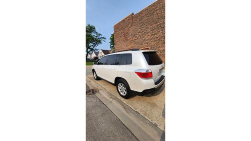 2013 Toyota Highlander SE