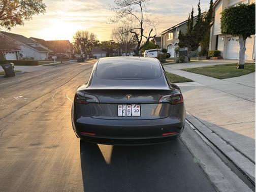2023 Tesla Model 3 Base
