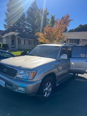 2002 Toyota Land Cruiser Base