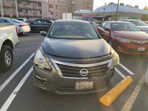 Gray 2013 Nissan Altima 3.5 S
