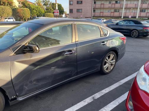 Gray 2013 Nissan Altima 3.5 S