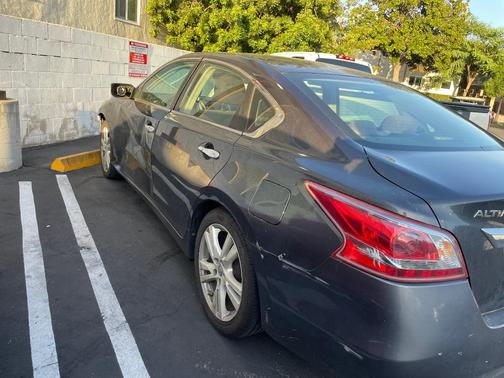 Gray 2013 Nissan Altima 3.5 S