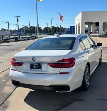 2018 BMW 750 i