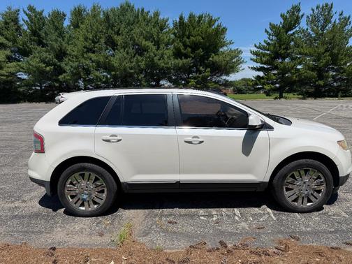 White 2010 Ford Edge Limited