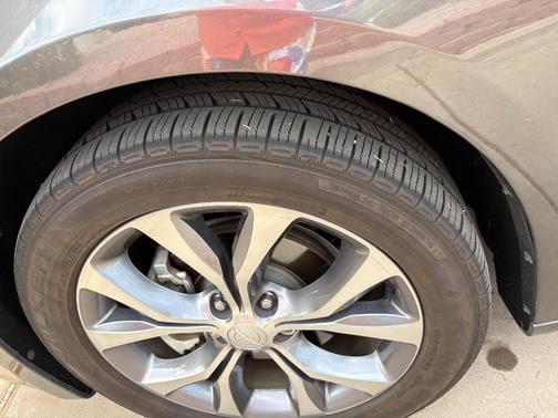 Gray 2018 Chrysler Pacifica Limited