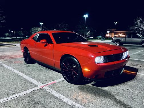 2010 Dodge Challenger SE