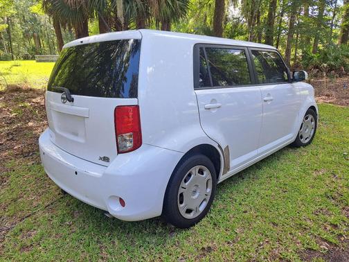 White 2011 Scion xB Base