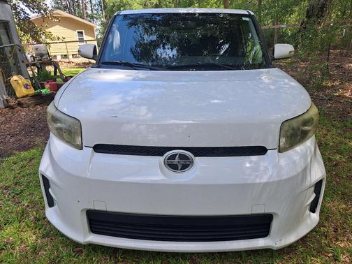 White 2011 Scion xB Base