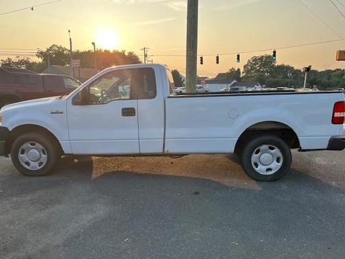 2005 Ford F-150 XLT