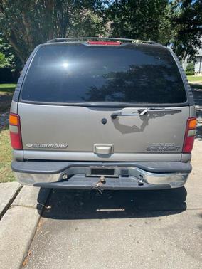 Beige 2003 Chevrolet Suburban 1500 LS