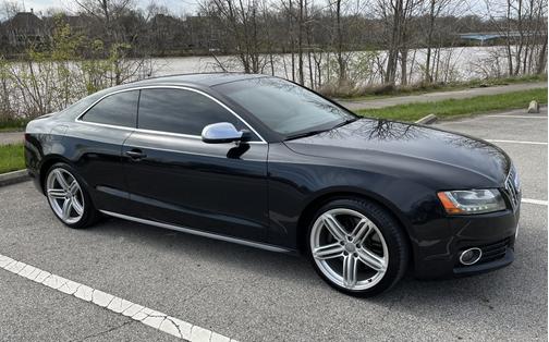 Photo 1 of 11 of 2012 Audi S5 4.2 Premium Plus