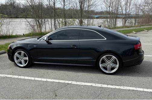Photo 5 of 11 of 2012 Audi S5 4.2 Premium Plus